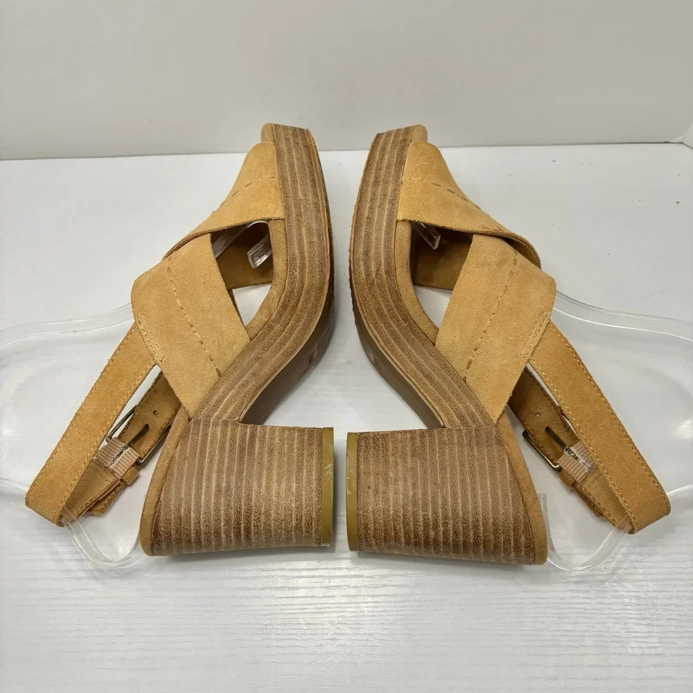TOMS Ibiza Honey Suede Tan Platform Heel Sandals Size 6 1/2